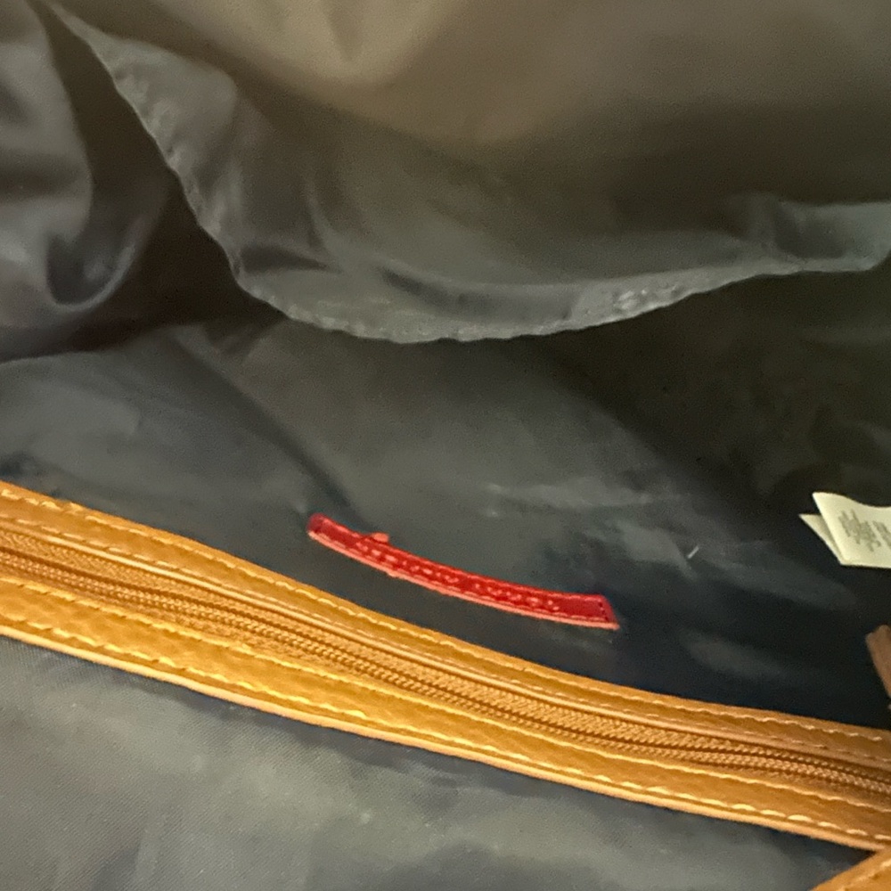 Tommy Hilfiger Signature ‎ Logo Backpack With Vegan Leather Trim | 12" X 10" - Picture 6 of 16